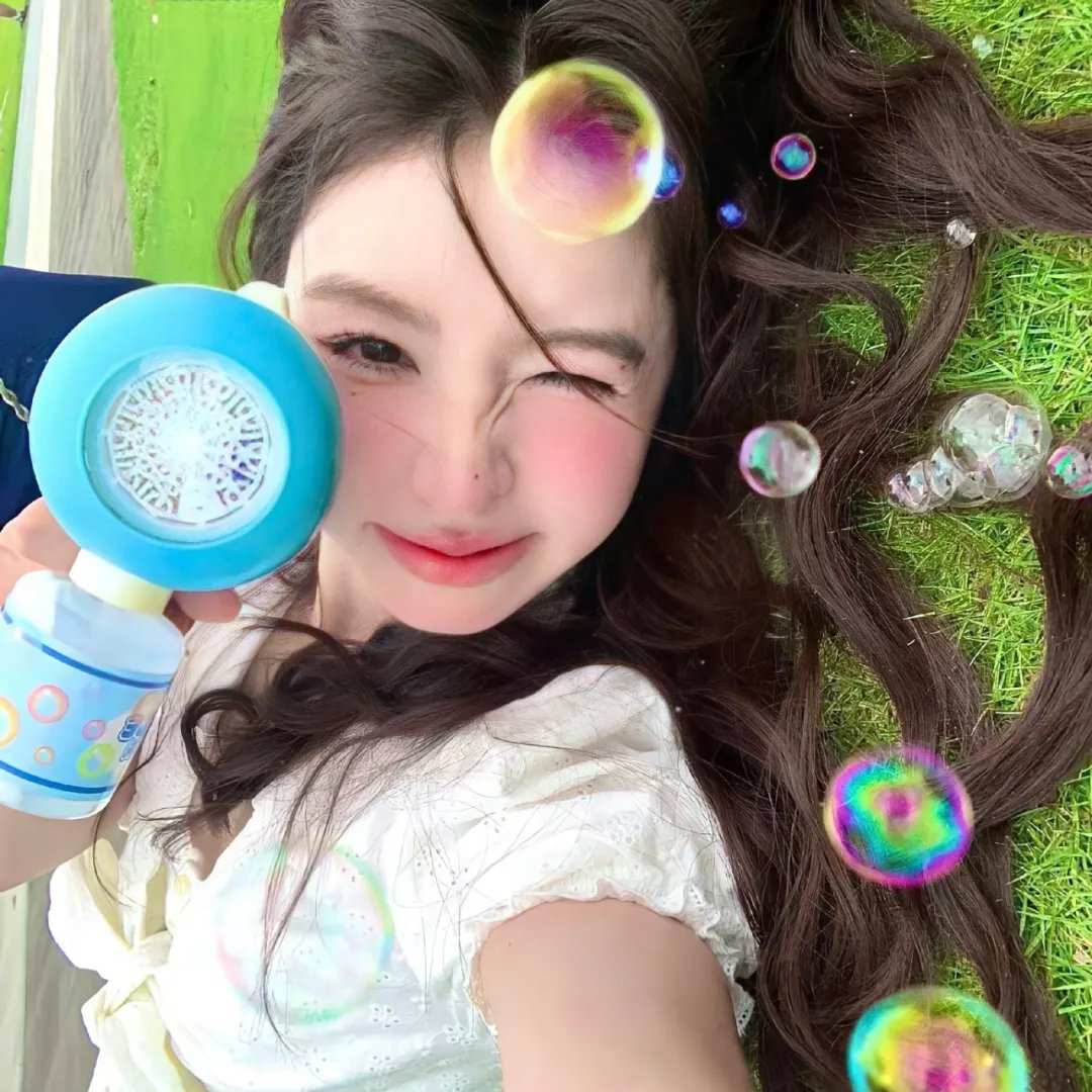 彩象岛的女孩儿